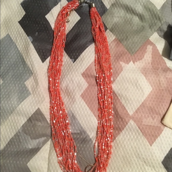 Orange beaded necklace - Picture 1 of 3